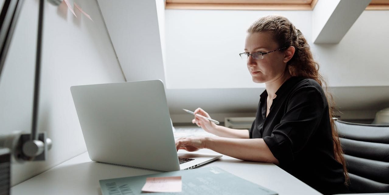 Business team frustrated with low-quality video content due to lack of a skilled remote video editor.